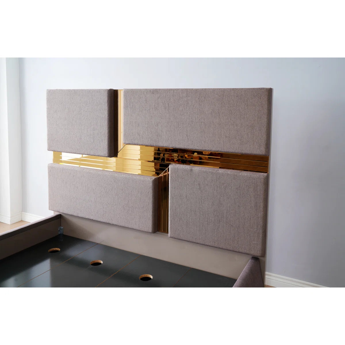 Lavilla Turkish Bed