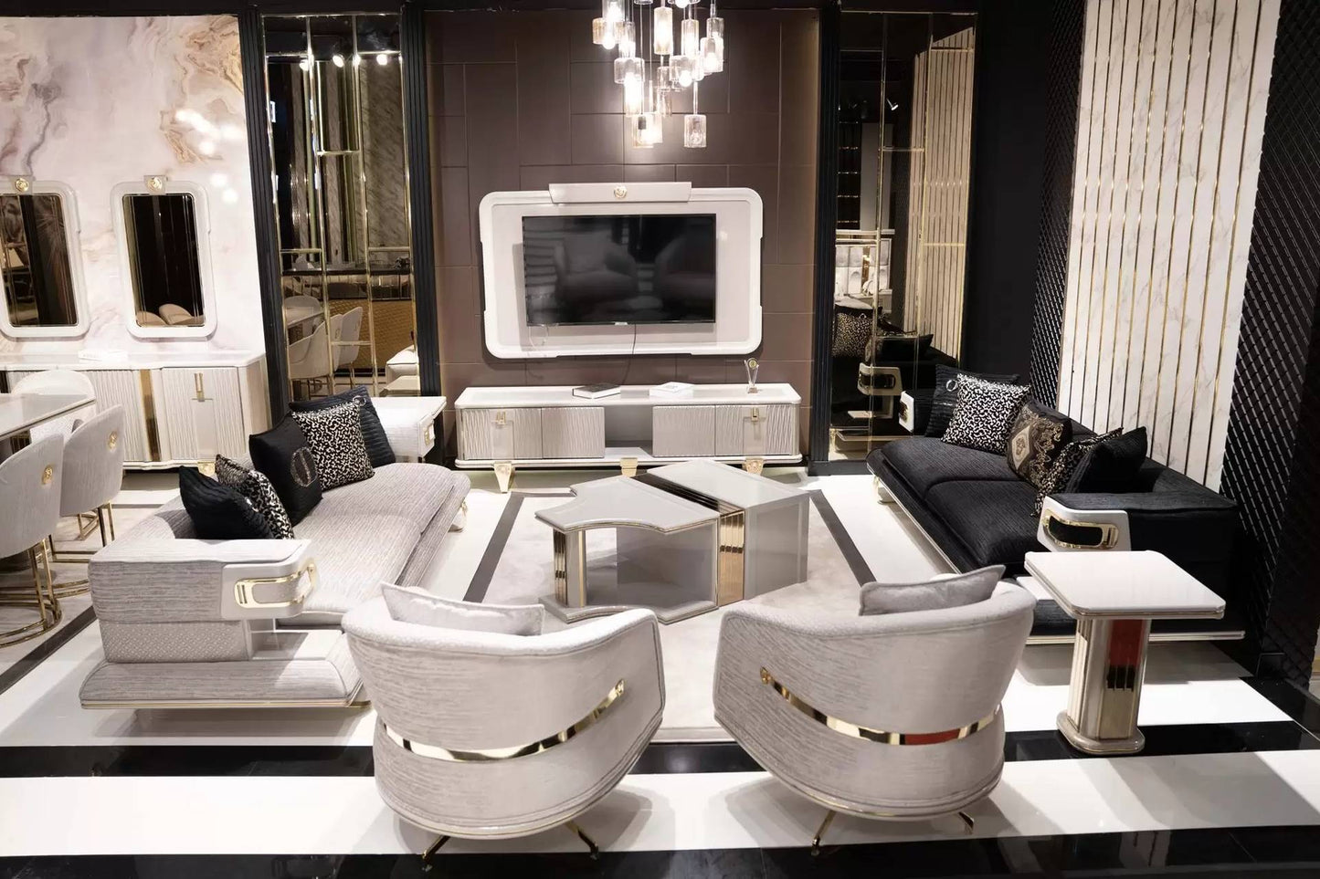 Valentinoir Royal Sofa